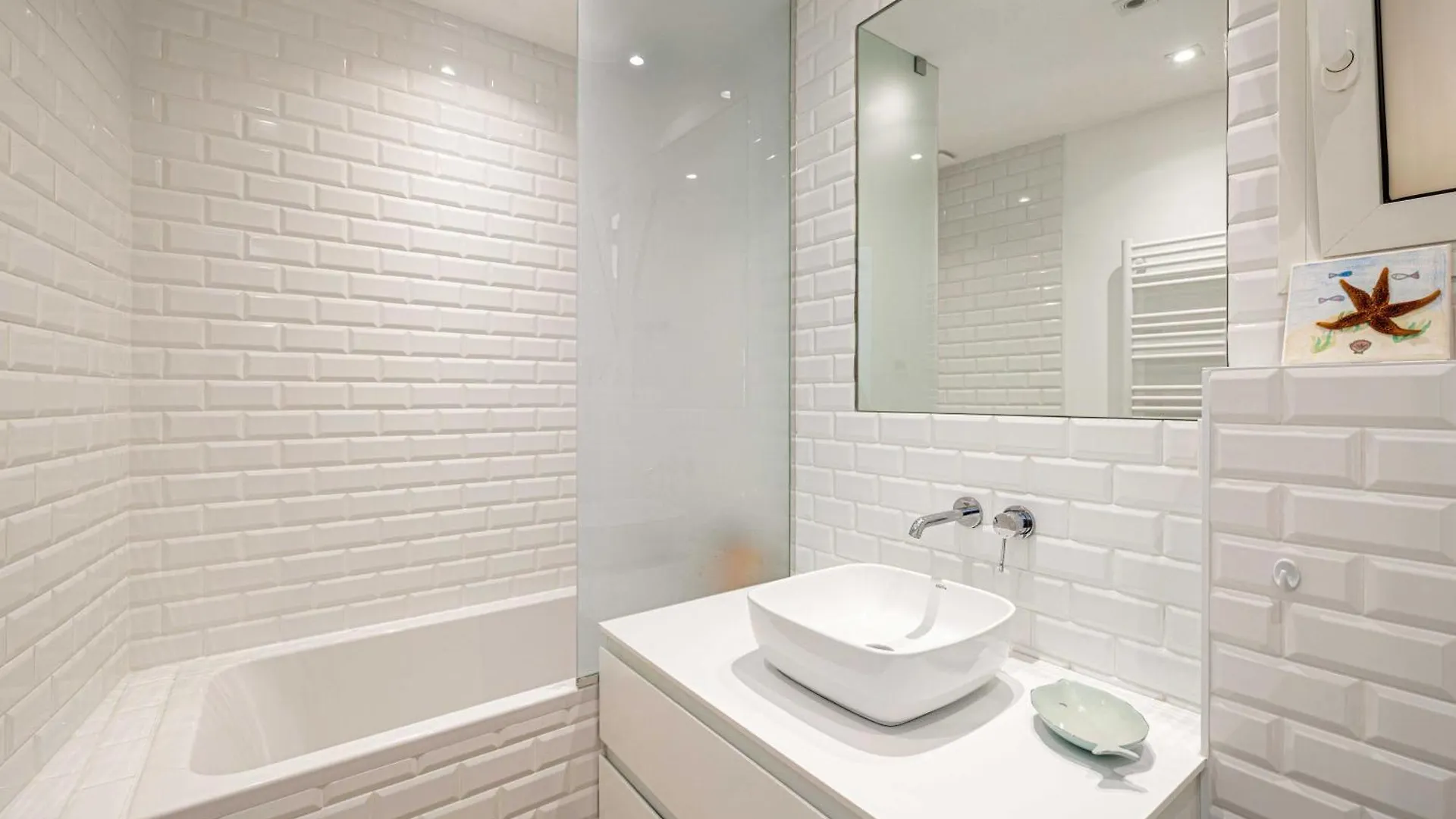 Apartment Modern And Charming Apartement With Sea View - Antibes Centre