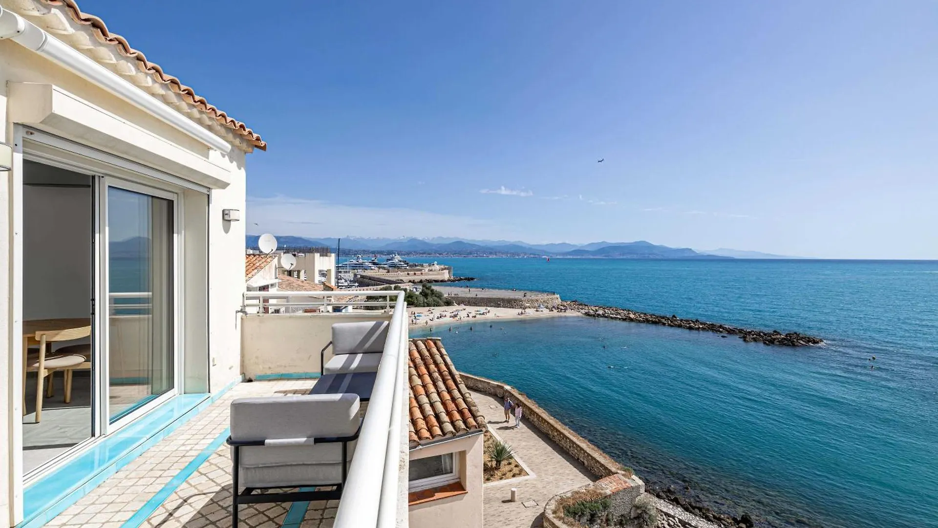Apartment Modern And Charming Apartement With Sea View - Antibes Centre