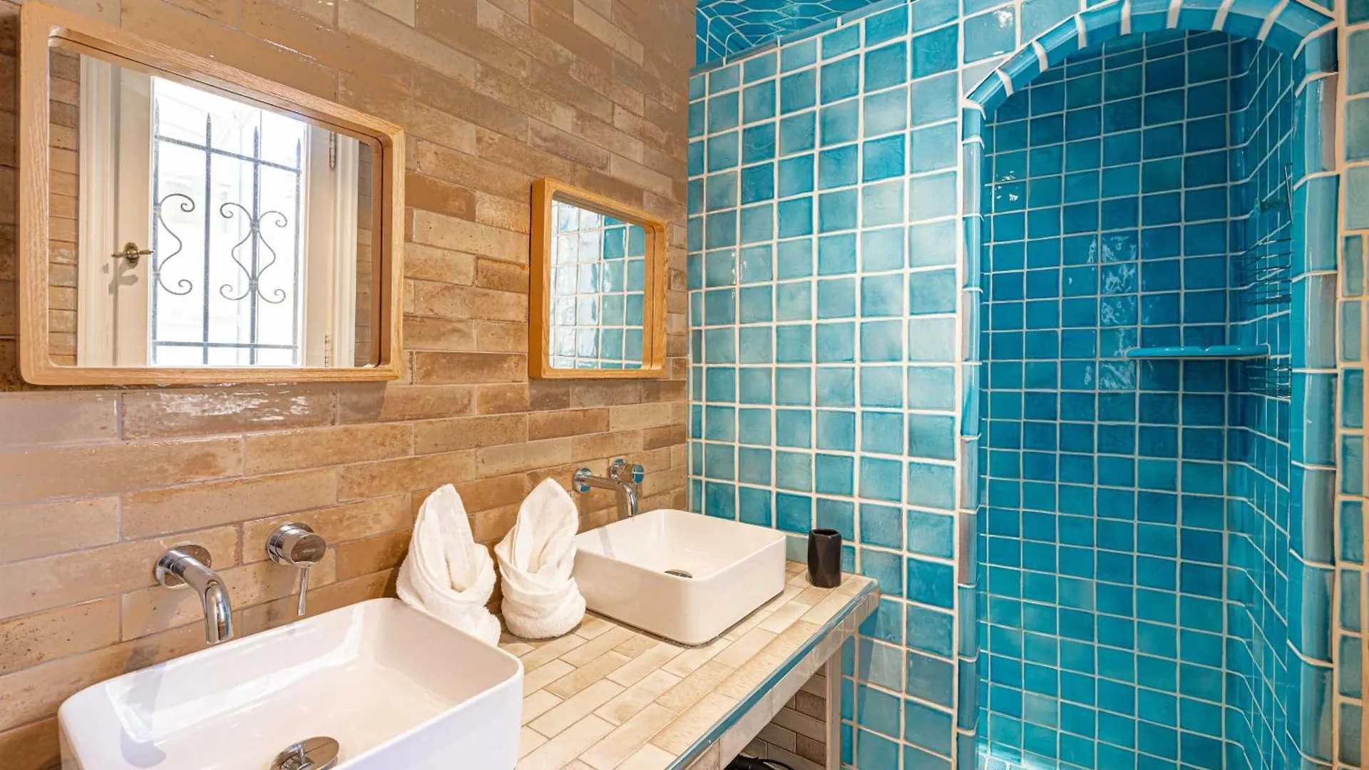 Modern And Charming Apartement With Sea View - Antibes Centre Apartment